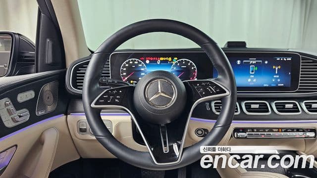 Mercedes-Benz GLE-Class 2025 — ფოტო 13/20