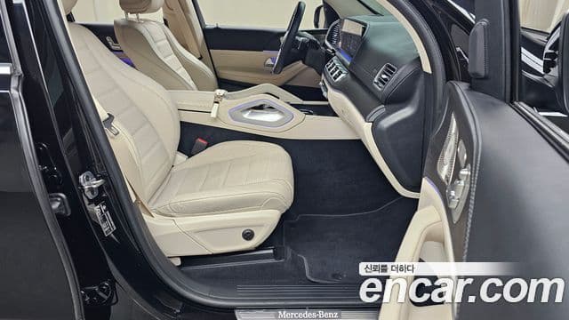 Mercedes-Benz GLE-Class 2025 — ფოტო 16/34
