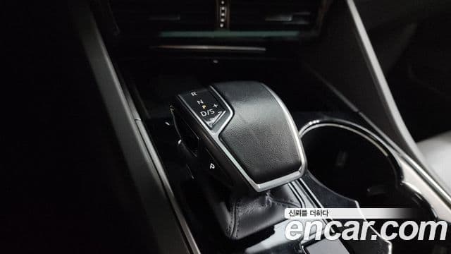 Volkswagen Touareg 2023 — ფოტო 9/20
