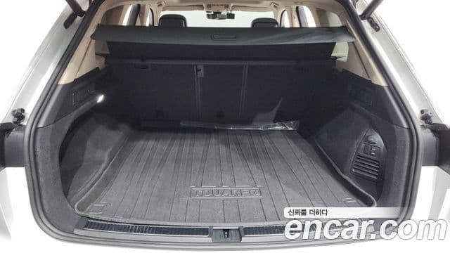 Volkswagen Touareg 2023 — Photo 10/36