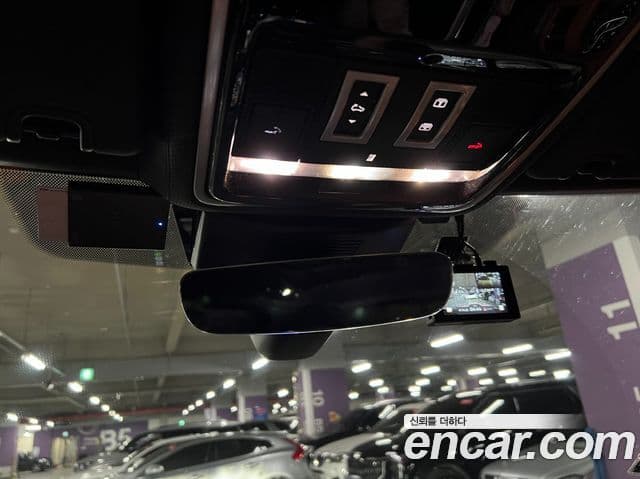 Land Rover Range Rover 2019 — ფოტო 7/20