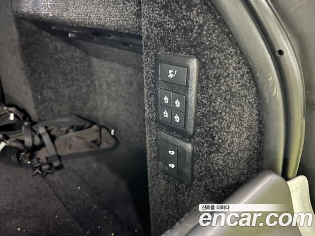 Land Rover Range Rover 2019 — ფოტო 16/20