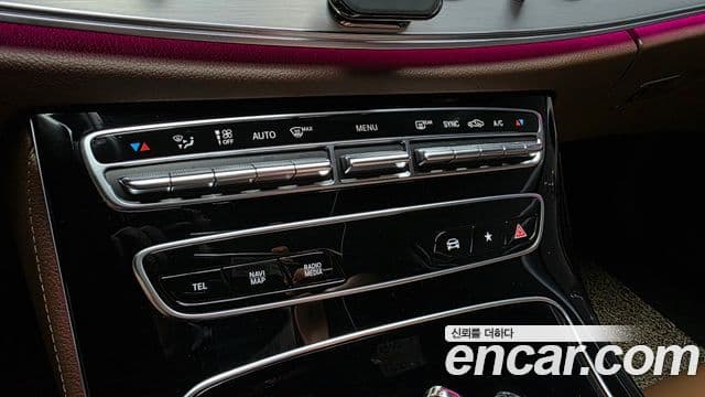 Mercedes-Benz E-Class 2020 — Şəkil 18/20