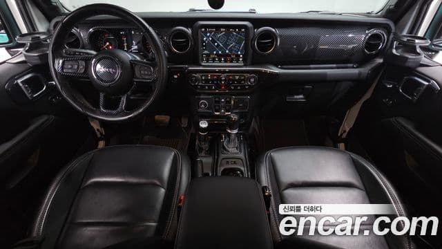 Jeep Wrangler 2021 — Photo 3/33