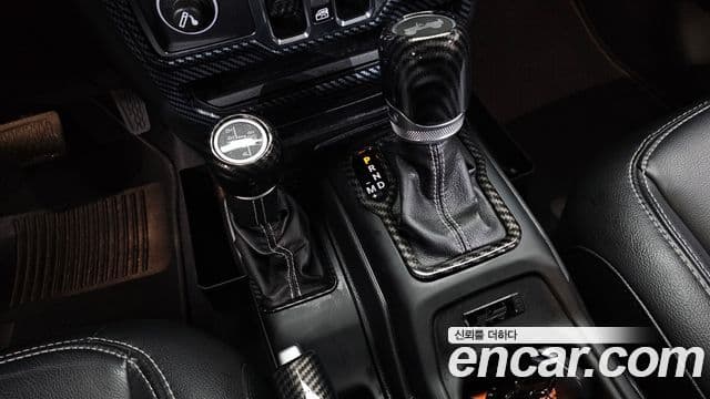 Jeep Wrangler 2021 — Photo 14/33