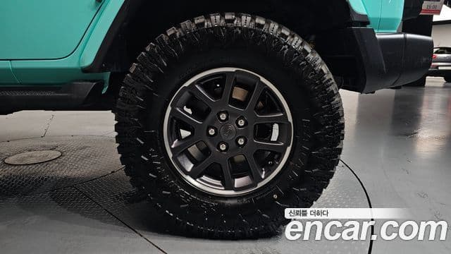 Jeep Wrangler 2021 — Photo 8/33