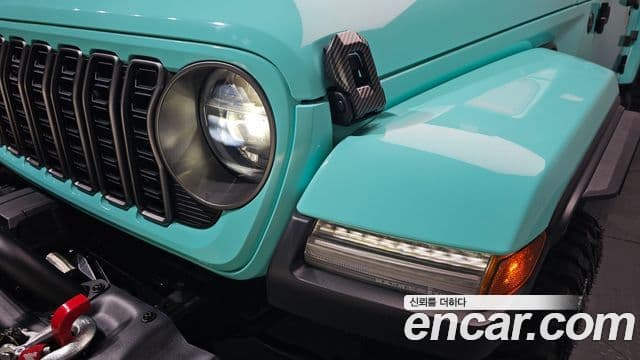 Jeep Wrangler 2021 — Photo 20/33
