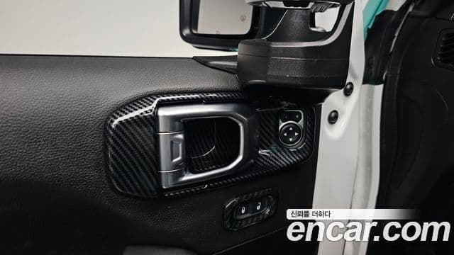 Jeep Wrangler 2021 — Photo 28/33