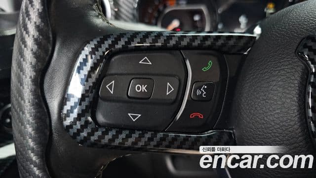 Jeep Wrangler 2021 — Photo 17/33