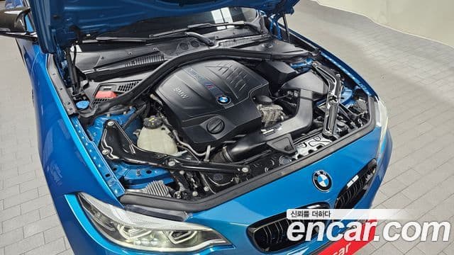 BMW M2 2018 — Şəkil 6/20