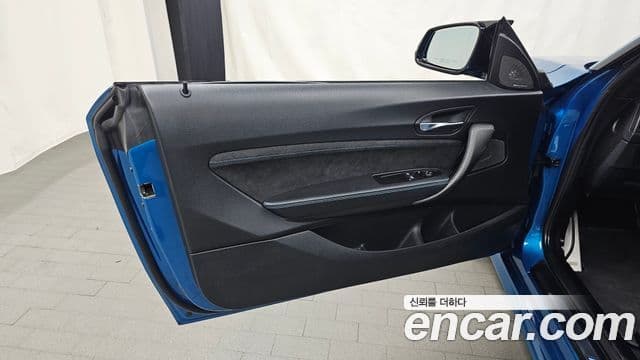 BMW M2 2018 — ფოტო 27/32