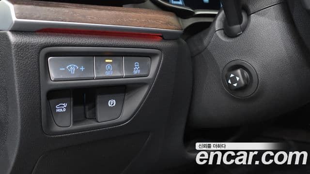 Genesis Electrified G80 2023 — ფოტო 19/20