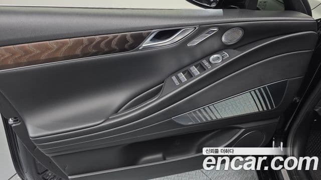 Genesis G80 2023 — Photo 5/30