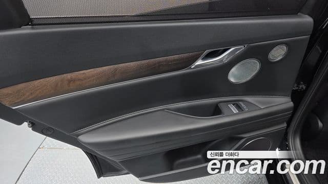 Genesis G80 2023 — Photo 22/30