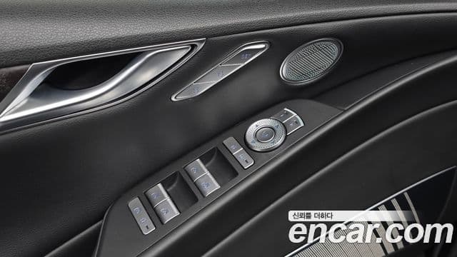 Genesis G80 2023 — Photo 6/30