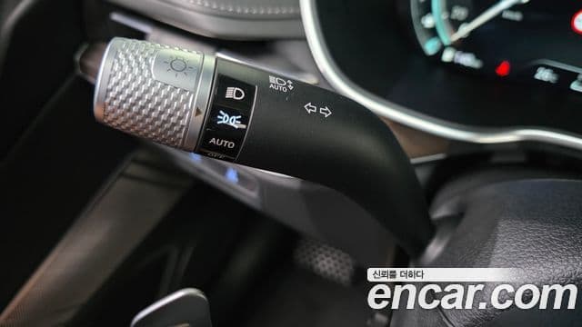 Genesis G80 2023 — Photo 26/30