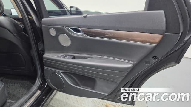 Genesis G80 2020 — ფოტო 9/41