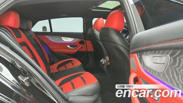 Mercedes-Benz AMG GT 2025 — Şəkil 9/19