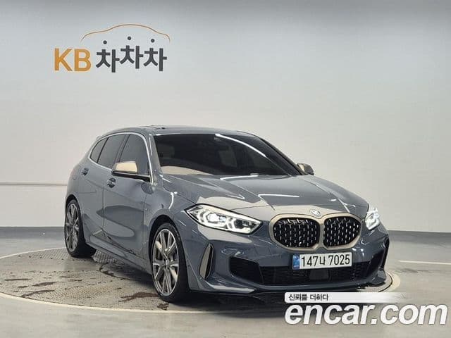 BMW 1 Series 2023 — ფოტო 3/18