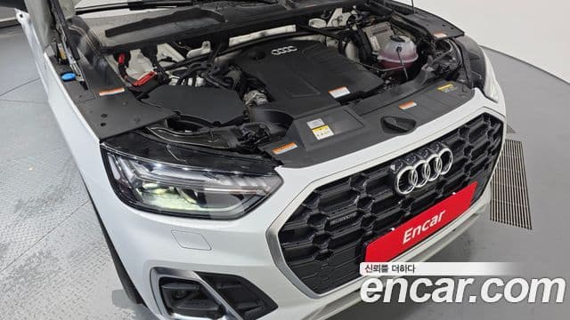 Audi Q5 2022 — Şəkil 6/20