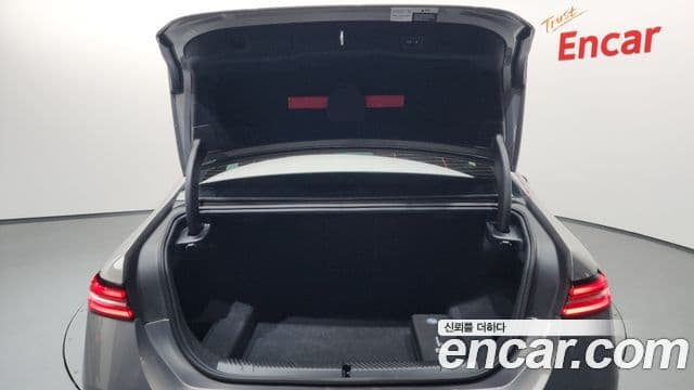 BMW 5 Series 2025 — Photo 2/38