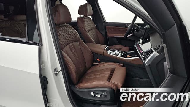BMW X5 2025 — Photo 32/32