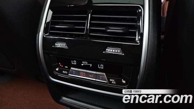 BMW X5 2025 — Photo 24/32