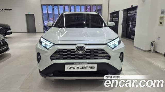 Toyota RAV4 2025 — ფოტო 2/20