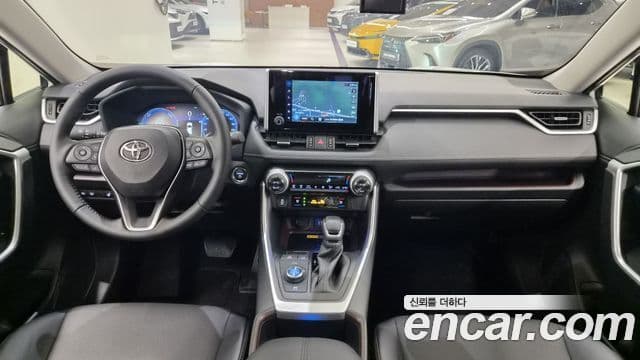 Toyota RAV4 2025 — ფოტო 10/20