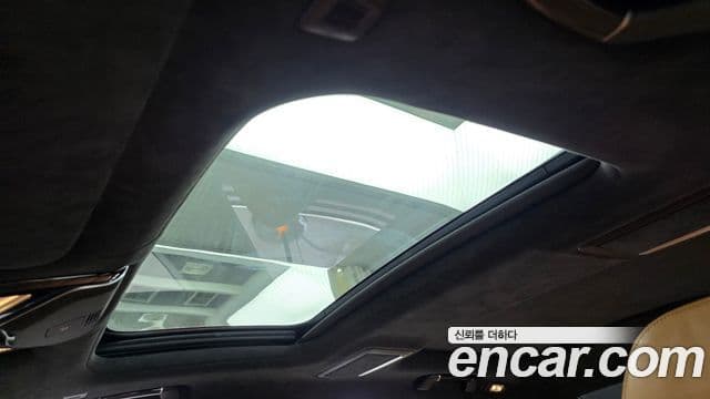 BMW 7 Series 2021 — Şəkil 19/20