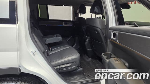 Hyundai Santa Fe 2023 — Şəkil 12/20