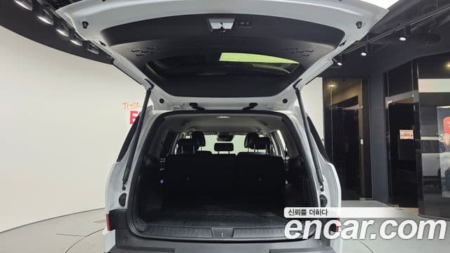 Hyundai Santa Fe 2023 — Şəkil 20/20