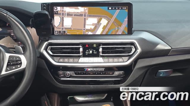 BMW X4 2023 — ფოტო 13/20
