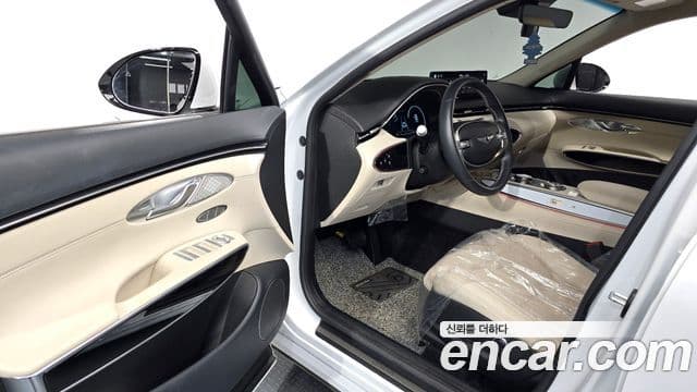 Genesis GV70 2023 — ფოტო 10/20