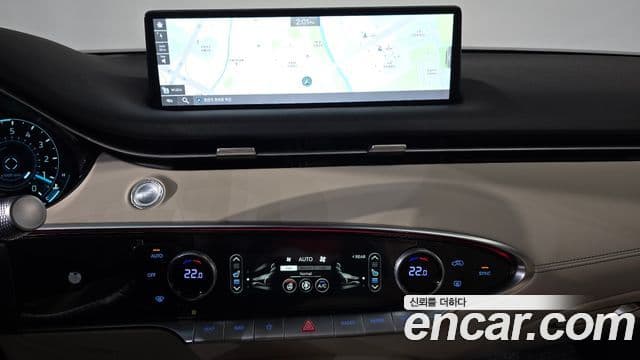 Genesis GV70 2023 — ფოტო 12/20