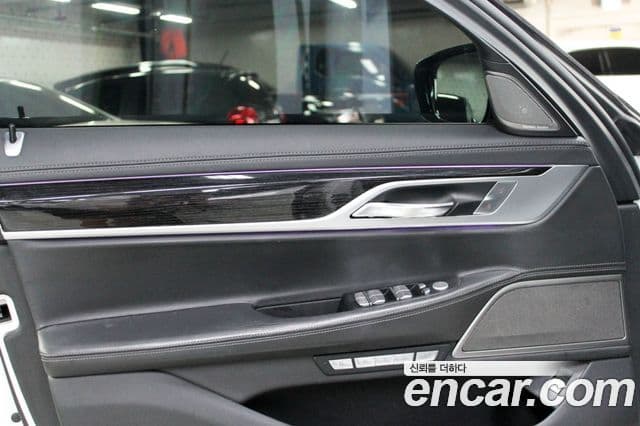 BMW 7 Series 2018 — Şəkil 6/20