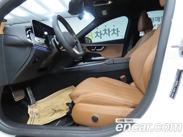 Mercedes-Benz E-Class 2025 — Фото 4/20