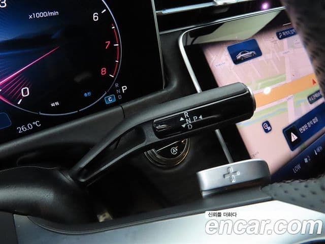 Mercedes-Benz E-Class 2025 — Фото 10/20
