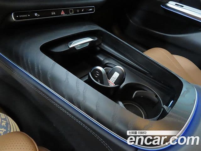 Mercedes-Benz E-Class 2025 — Фото 11/20