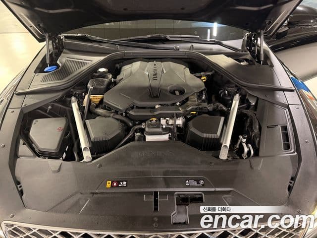 Genesis Electrified G80 2023 — ფოტო 19/20