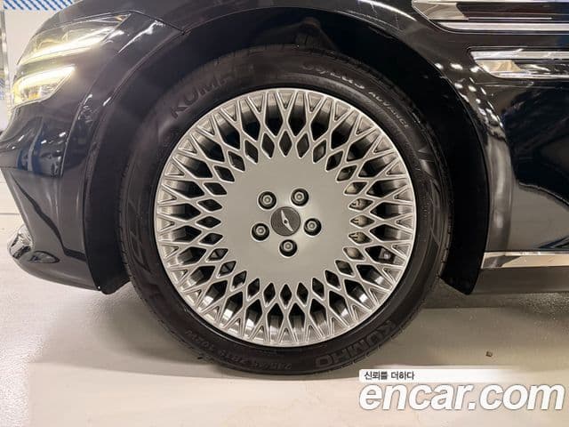 Genesis Electrified G80 2023 — ფოტო 20/20