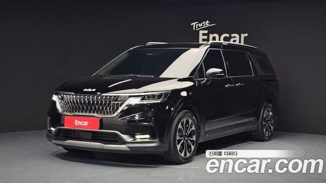 Kia Carnival 2023 — ფოტო 1/20