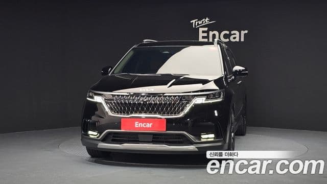 Kia Carnival 2023 — ფოტო 3/20