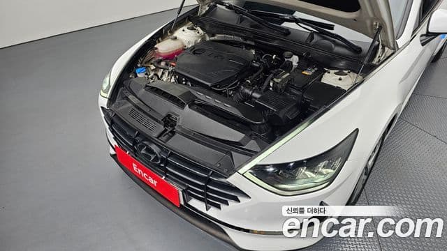 Hyundai Sonata 2023 — ფოტო 6/20
