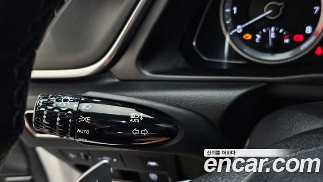 Hyundai Sonata Hybrid 2023 — ფოტო 12/33