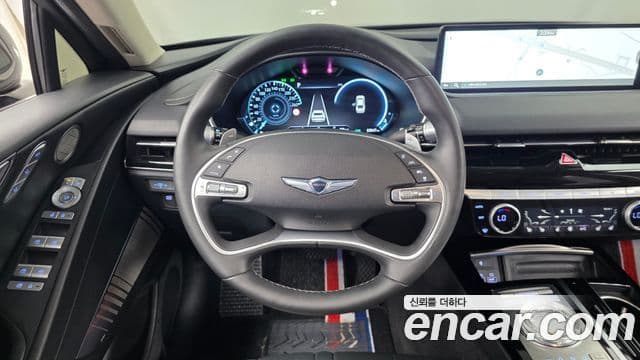 Genesis Electrified G80 2022 — ფოტო 13/20