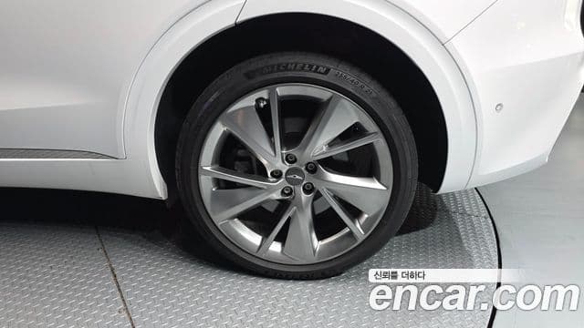 Genesis GV70 2021 — Şəkil 7/37