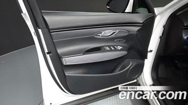 Genesis GV70 2021 — Şəkil 2/37