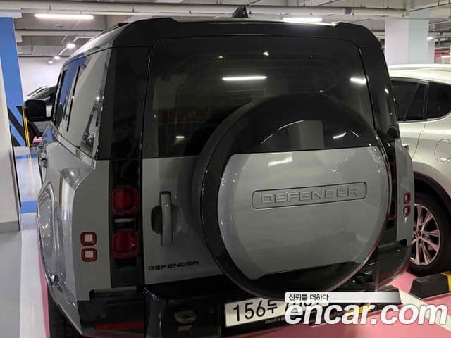 Land Rover Defender 2023 — ფოტო 6/8