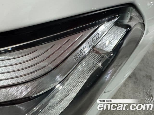 BMW 5 Series 2022 — ფოტო 17/20